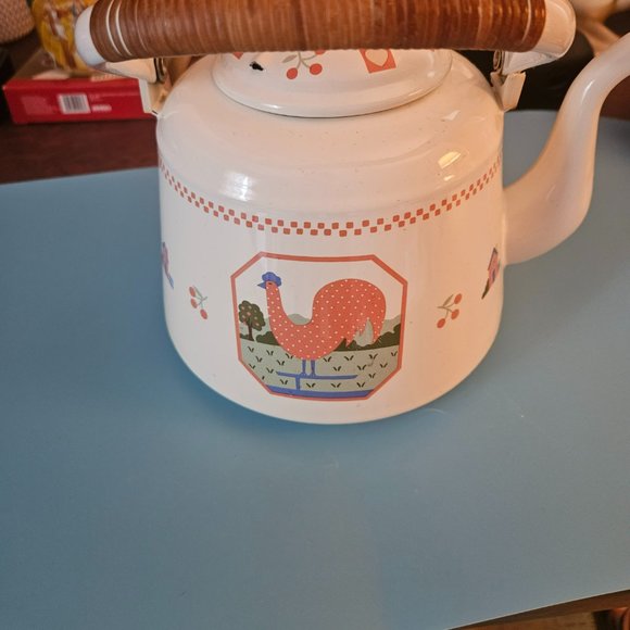 vintage raintree heart and home collection farm scene teapot 1.5 quart Japan - Picture 8 of 8